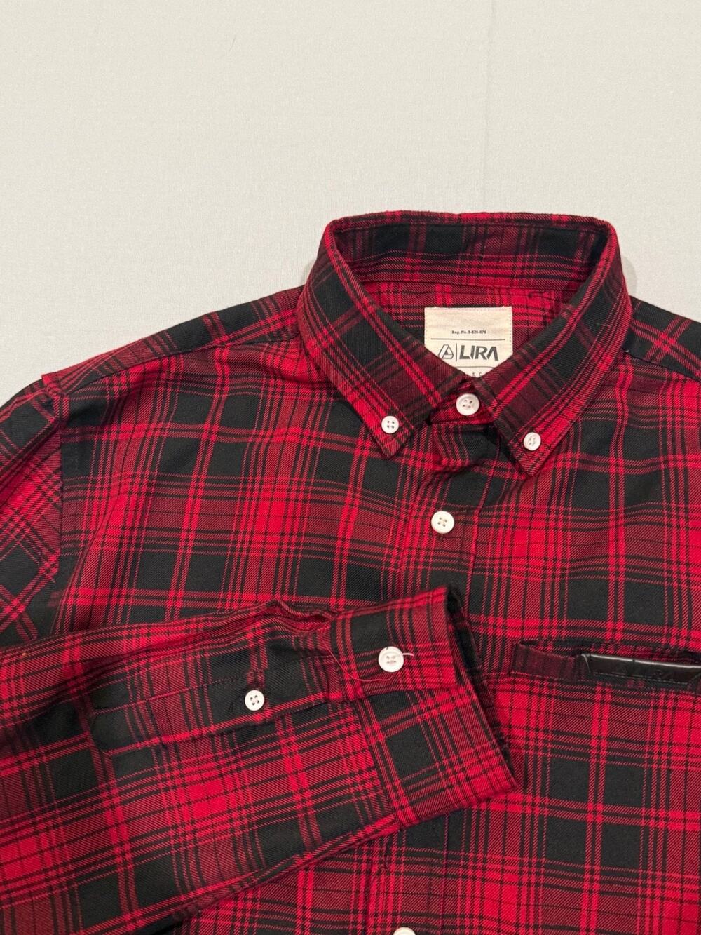 Lira CRTV SCTY Mens Medium Red Black Plaid Flannel Button Up Long Sleeve Shirt M